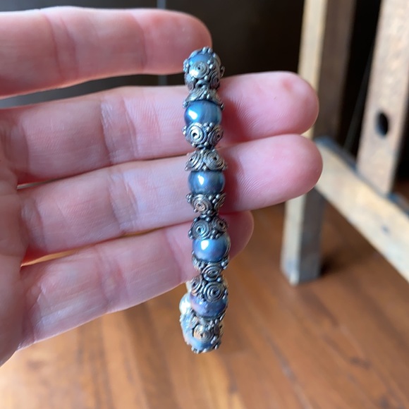 Fun bracelet with pearls - Picture 3 of 3